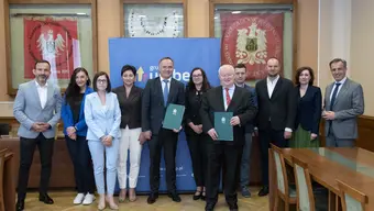 Przedstawiciele AGH i Unibep S.A.
